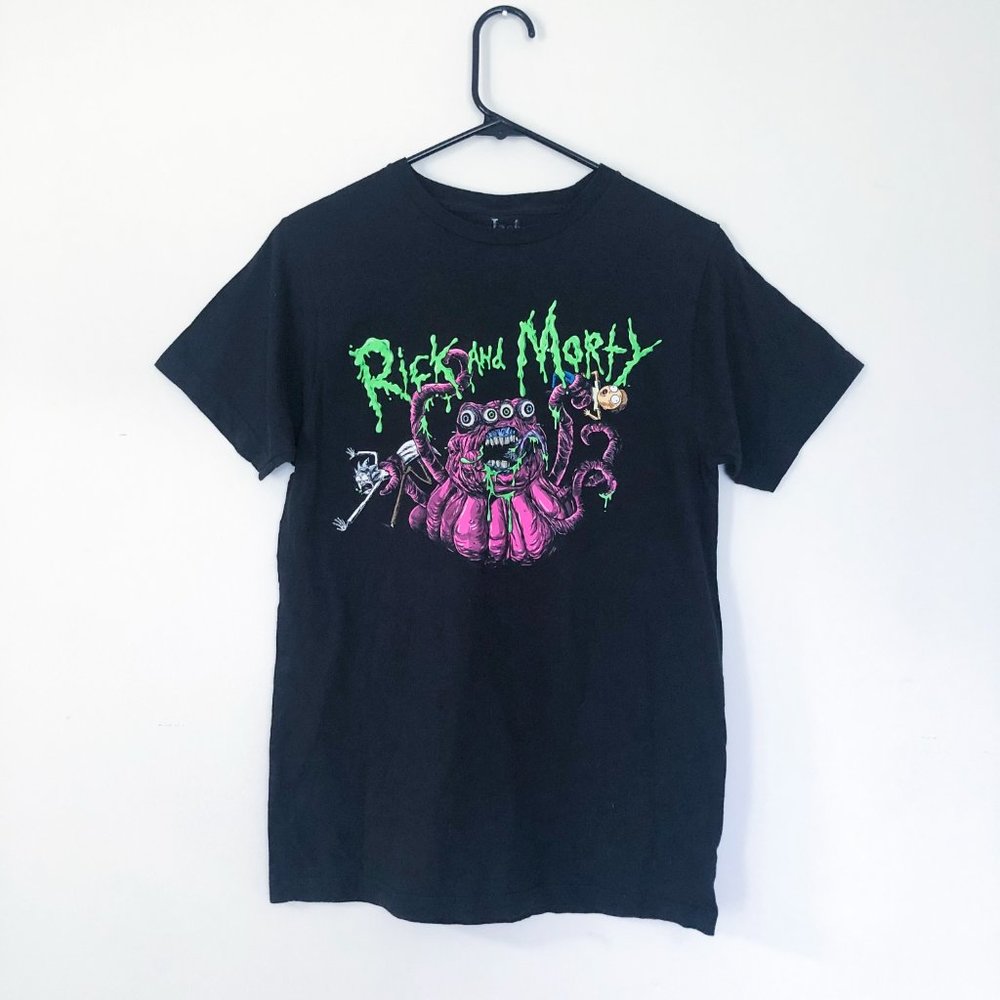 Rick and Morty Graphic Tee Size Medium Unisex  